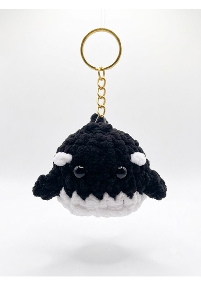 Küçük Dev: Amigurumi Katil Balina Peluş Anahtarlık Beyaz - Siyah