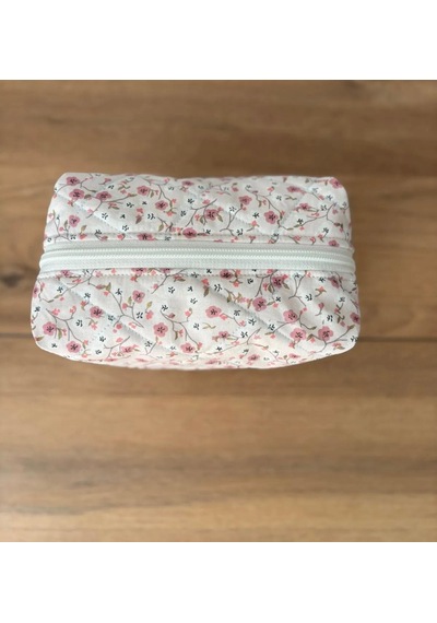 Pembe Çiçekli Makyaj Çantası