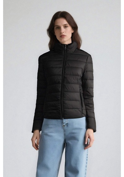 Defacto Su Geçirmez Regular Fit Dik Yaka Fermuarlı Şişme Mont E8689ax25aubk27 Siyah