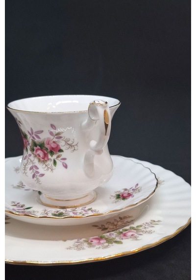 Lavender Rose Bone China Antika Duble Boy Kahve Fincanı 3 Parça 180 Ml Beyaz - Lavanta