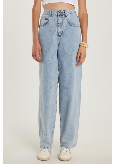 Tudors Kadın Regular Fit Tokalı Geniş Paça Baggy Mavi Jean Kot Pantolon-34699 Açık Mavi Tudors Kadın Regular Fit Tokalı Geniş Paça Baggy Mavi Jean Kot Pantolon-34699 Açık Mavi