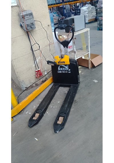 F4 Transpalet 1500 Kg Lityum Akülü