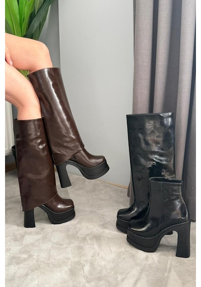Preshley Kadın Herney Siyah Kırışık Rugan 12 Cm Platfom Topuklu Tak Çıkart Bot Çizme Siyah Preshley Kadın Herney Siyah Kırışık Rugan 12 Cm Platfom Topuklu Tak Çıkart Bot Çizme Siyah