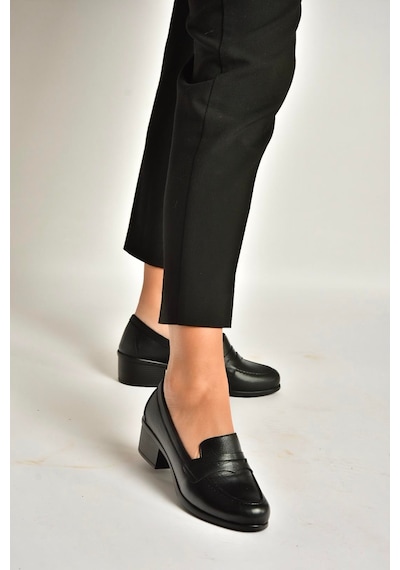 Fox Shoes Y555092203 Siyah Kalın Alçak Topuklu Kadın Ayakkabı Siyah