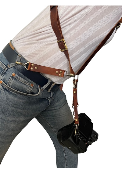 Profesyonel Hakiki Deri Tekli Fotoğraf Makinesi Omuz Askısı - Tobacco Kahve - Smallrig Bağlantılı Kahverengi Profesyonel Hakiki Deri Tekli Fotoğraf Makinesi Omuz Askısı - Tobacco Kahve - Smallrig Bağlantılı Kahverengi