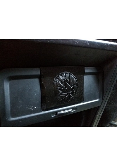 Passat 2006 12v Priz Kapağı