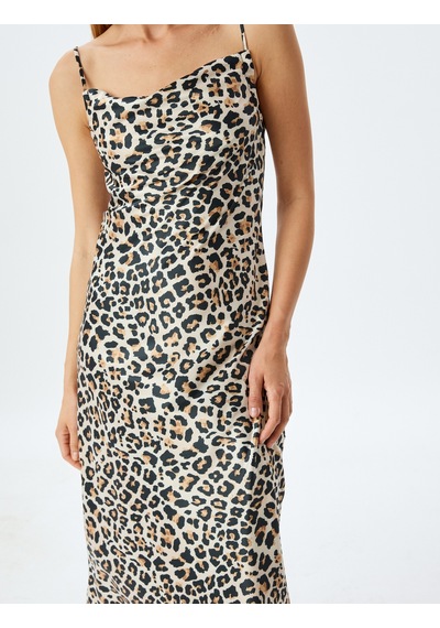 Koton Degaje Yaka Saten Leopar İp Askılı Midi Slip Elbise Bej Desenli 5sak80002fw Ekru Desenli Ekru Koton Degaje Yaka Saten Leopar İp Askılı Midi Slip Elbise Bej Desenli 5sak80002fw Ekru Desenli Ekru