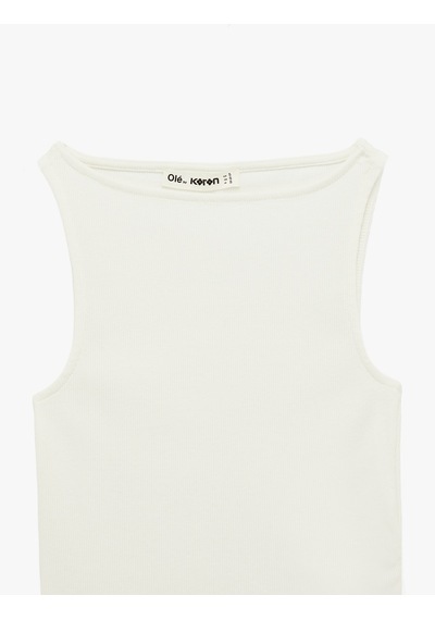 Koton Kolsuz Kayık Yaka Slim Fit Crop Bluz Ekru 6sal30061ık Ekru