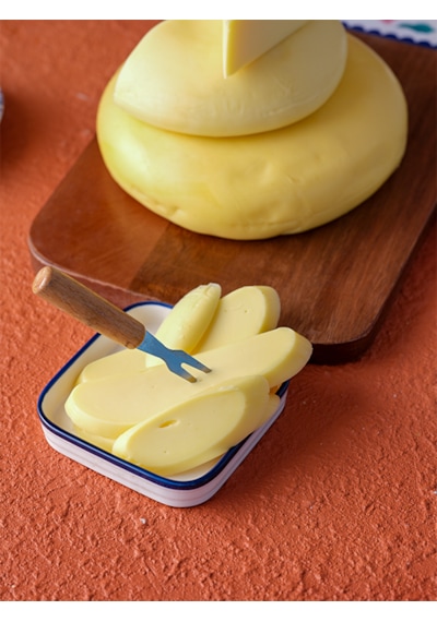 Kars Göbek Kaşar Peyniri - Şirden Mayalı 1 Kg