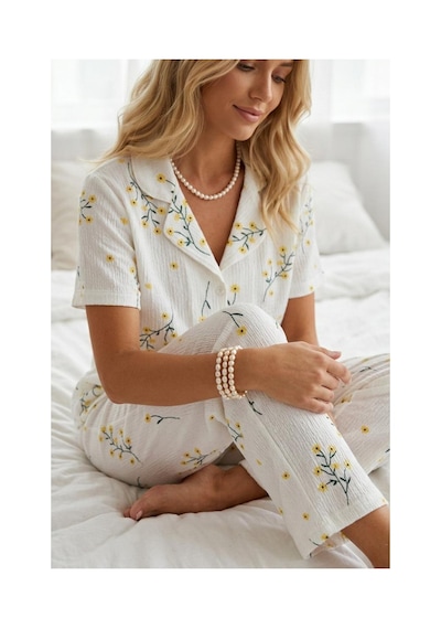 Fit Women Çiçek Baskılı Bürümçük Kumaş Kısa Kollu Pijama Takımı 6067 Çok Renkli