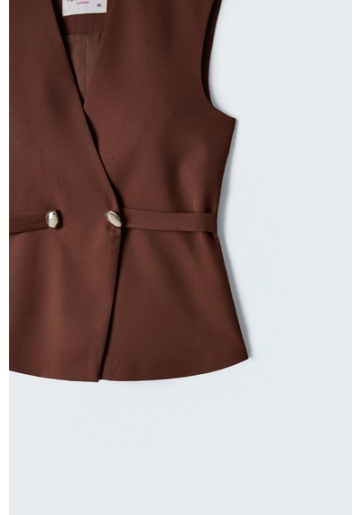 Sateen Sofia Düğme Detaylı Yelek - Kahve-137604