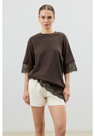 Antioch Dantel Detaylı Kadın T-shirt Kahve