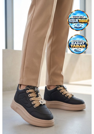 Guja Kalın Tabanlı Bağcıklı Şık Rahat Siyah Kadın Sneaker Bot 26k421