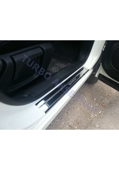 Nissan Qashqai Kapı Eşiği 4 Parça 2014-