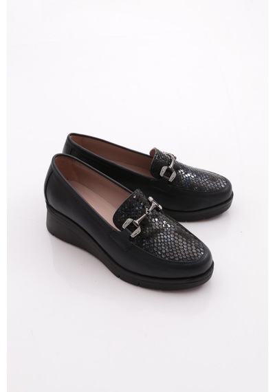 Dgn 1041 Kadin Kalin Taban Comfort Ayakkabi Laci Yılan