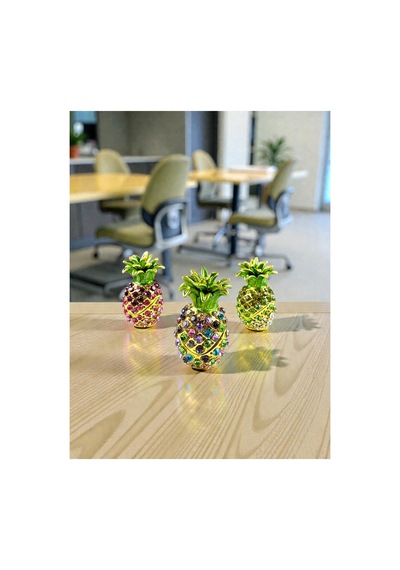 3'lü Ananas Dekoratif Biblo 5 3 CM Gold Renk Rengarenk Taşlı, Açılır Kapanır Model