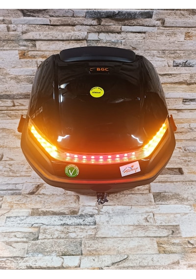 Motosiklet Arka Çanta 33 Lt Siyah Sinyal Ve Stop Işıklı