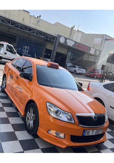 skoda octavia ön tampon eki (2008-12)-fibersan tuning