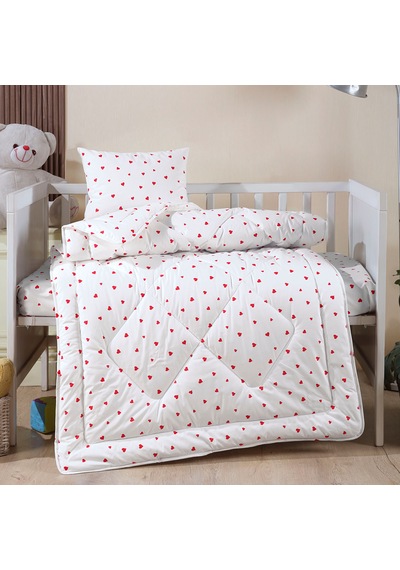 Pamuklu Ranforce Kumaştan Kırmızı Kalpli Içi Elyaf Dolgulu Bebek Yorgan 95x145 Ve Bebek Yastık 35x45