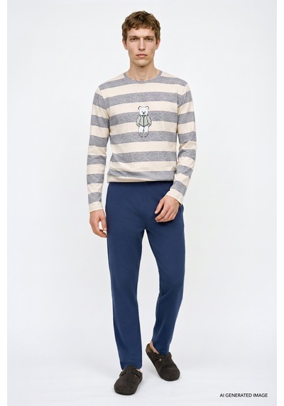 Ac&Co / Altınyıldız Classics Erkek Indıgo Ekru 2'li Yumuşak Dokulu %100 Pamuk Standart Fit Bisiklet Yaka Yan Cepli Çizgili Pijama Takımı Ac&Co / Altınyıldız Classics Erkek Indıgo Ekru 2'li Yumuşak Dokulu %100 Pamuk Standart Fit Bisiklet Yaka Yan Cepli Çizgili Pijama Takımı