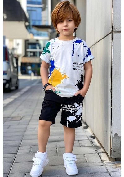 Riccotarz Erkek Çocuk Bisiklet Yaka Üzeri Renki Boya Desenli T-shirt Beli Lastikli Siyah Şortlu Takım Siyah