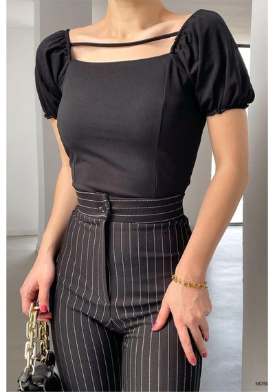 DefyModa Kadın El Emeği Krep Kumaş Kare Yaka Askılı Bluz Siyah
