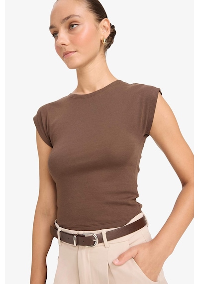 Defacto Slim Fit Dar Kesim Bisiklet Yaka Basic Düz Modal Kısa Kollu Tişört F0685ax25aubn151 Kahve-bn151 Defacto Slim Fit Dar Kesim Bisiklet Yaka Basic Düz Modal Kısa Kollu Tişört F0685ax25aubn151 Kahve-bn151