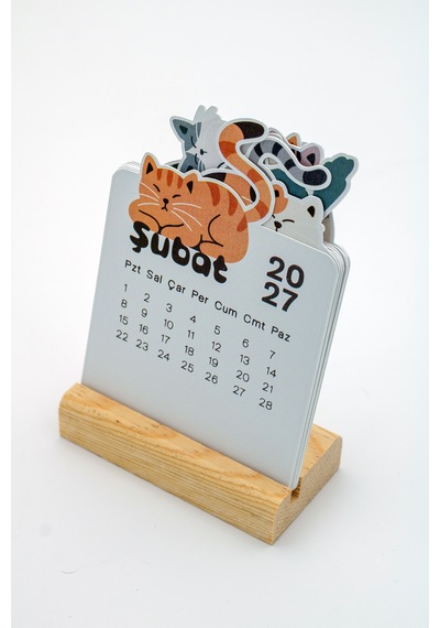 Ahşap Standlı Özel Kesim Kedi Tasarımlı 2027 Masaüstü Takvimi 8,5x12 Cm - Sevimli Yeni Yıl Hediyesi Çok Renkli