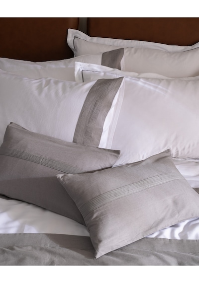 Madame Coco Orient Çift Kişilik Pamuklu Keten Bordürlü Nevresim & Runner & Kırlent Takımı - Beyaz/gri 8684427124413 Çok Renkli