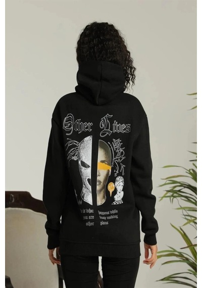 Zenna Tarz Oversize Üç İplik Kapüşonlu Sweatshirt Siyah Other Lives Ön Ve Arka Baskılı, Şardonlu Kışlık, Ra
