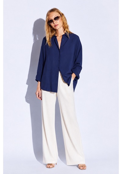 Manche Lacivert Modal Soft Dokulu Yumuşak Gizli Pat Detaylı Oversize Kadın Gömlek Mks168262-01 Manche Lacivert Modal Soft Dokulu Yumuşak Gizli Pat Detaylı Oversize Kadın Gömlek Mks168262-01