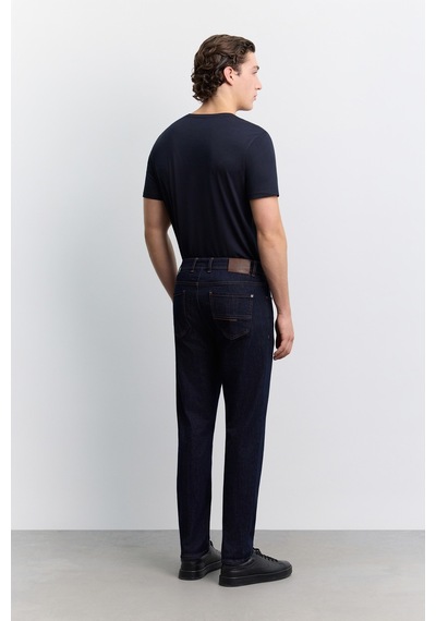 Avva Erkek Lacivert Eskitme Yıkamalı Pamuklu Elastan Madrid Comfort Slim Fit Jean Pantolon A62y3531