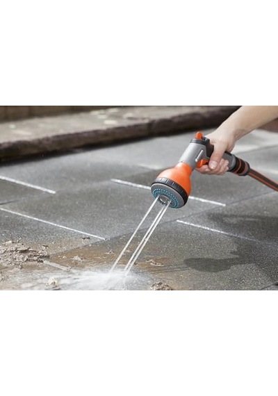 Gardena Classic 18313-20 - Saksı Bitkilerini Ve Yükseltilmiş Yatakları Sulamak İçin Çok Amaçlı Duş, 3 Su Jeti, Don Koruması Enerji Sınıfı C