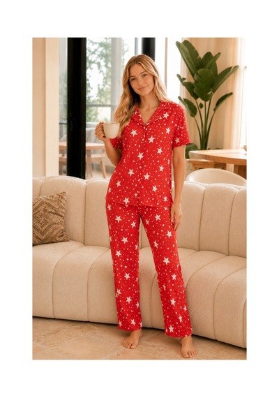 Rindahomewear Kadın Milan Büyük Yıldız Desenli Düğmeli Pijama Takımı Kırmızı