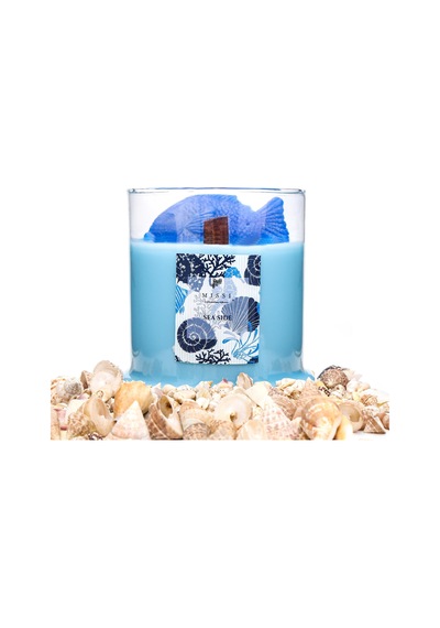 Büyük Üfleme Cam Balık Dekorlu Açık Mavi Aqua Mediterian Kokulu Vegan Mum 380 Gr