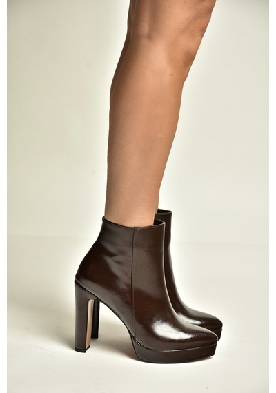 Fox Shoes V820660160 Kahverengi Rustik Kalın Platform Topuklu Kadın Bot