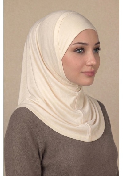 Sonbaharmoda Hazır Türban Pratik Kaymaz Tesettür Eşarp Viskon Likralı Rahat Günlük Ve Namaz İçin Hijab Ekru