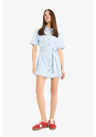 DeFacto Polo Yaka Düğmeli Kuşaklı Kısa Kollu Mini Jean Elbise E1287AX25SMNM39