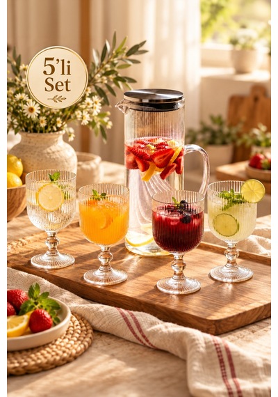 Porsima Borosilikat Metal Kapaklı Çizgili Cam Sürahi Ve 4'lü Ayaklı Meşrubat Kadehi Seti 1200 Ml Sürahi + 4x375 Ml Kadeh