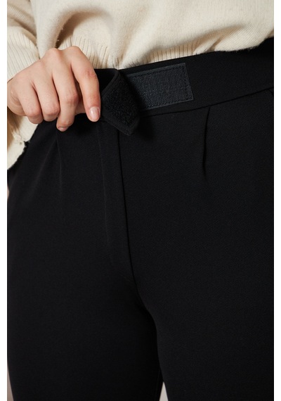 Thiff Gymwear Kadın Likralı Cırt Kapama Siyah Geniş Paçalı Rahat Pantolon