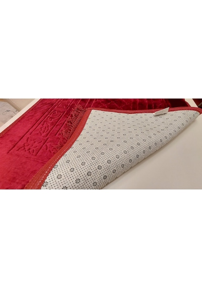 Algelsineve Kaymaz Tabanlı Halı Seccade