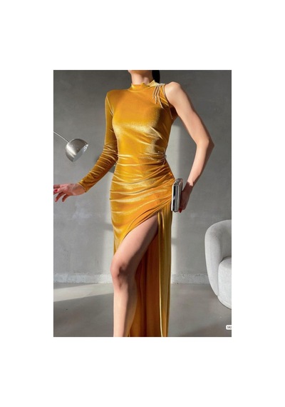 Lior Design Kadın Şık Model Kadife Kumaş Dik Yaka Taş Detaylı Abiye Elbise Sarı