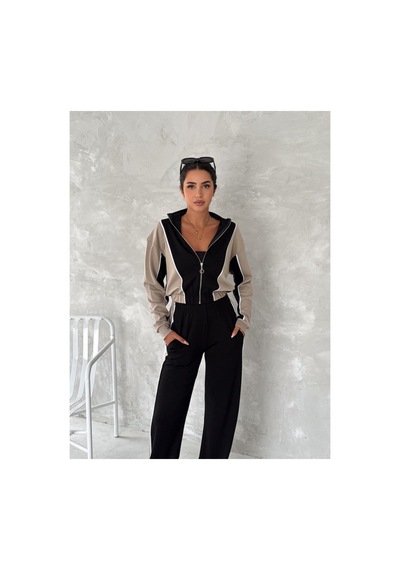 Gugus Kadın Trend Eşofman Takımı Dik Yaka Fermuarlı Bol Paça Yanları Şeritli Aysho Model Siyah-bej Gugus Kadın Trend Eşofman Takımı Dik Yaka Fermuarlı Bol Paça Yanları Şeritli Aysho Model Siyah-bej