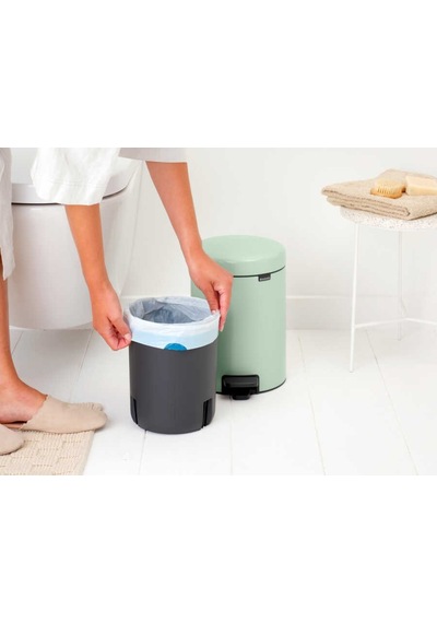 Brabantia Newıcon Jade Green Pedallı Çöp Kutusu 3lt Yeşil