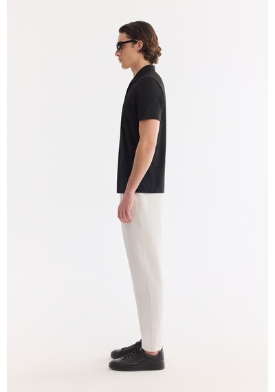 Avva Erkek Siyah Apaj Yaka Kolay Ütülenen Elastan Regular Fit T-shirt A61y1156
