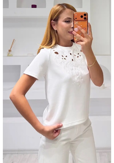Fiolin Soft Touch Modal Kumaş Nakışlı Lazer Kesim T-shirt Ekru