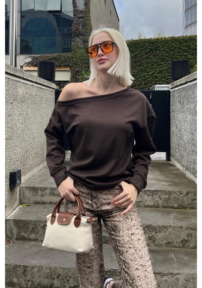 Madmext Kahverengi Kayık Yaka Basic Sweatshirt Mg2228 Kahverengi
