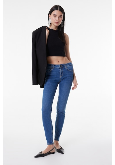 Lee Skinny Fit Dar Kesim Normal Bel Scarlett Kadın Açık Mavi Esnek Jean Denim Kot Pantolon L526005404 Mavi Lee Skinny Fit Dar Kesim Normal Bel Scarlett Kadın Açık Mavi Esnek Jean Denim Kot Pantolon L526005404 Mavi
