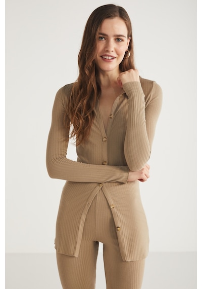 Ethıquet Suelan Kadın Slim Fit Dar Kesim Gömlek Yaka Düğme Detaylı Kaşkorse Bej Gömlek