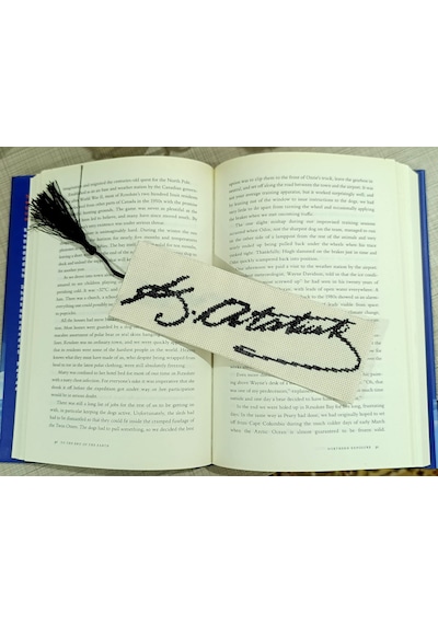 Atatürk İmzalı Kanaviçe Kitap Ayracı